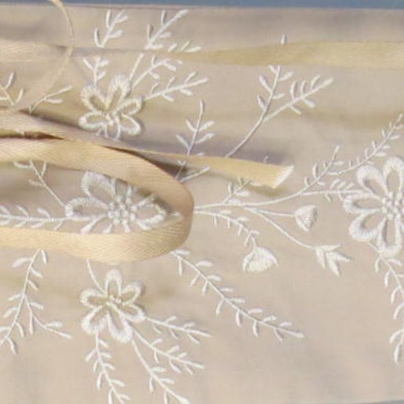 TIE WAIST BAND/BELT - TRANSFORM - REINVENT ANY DRESS - SIZE XS. - Picture 4 of 6